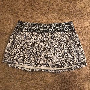 Lululemon running skirt